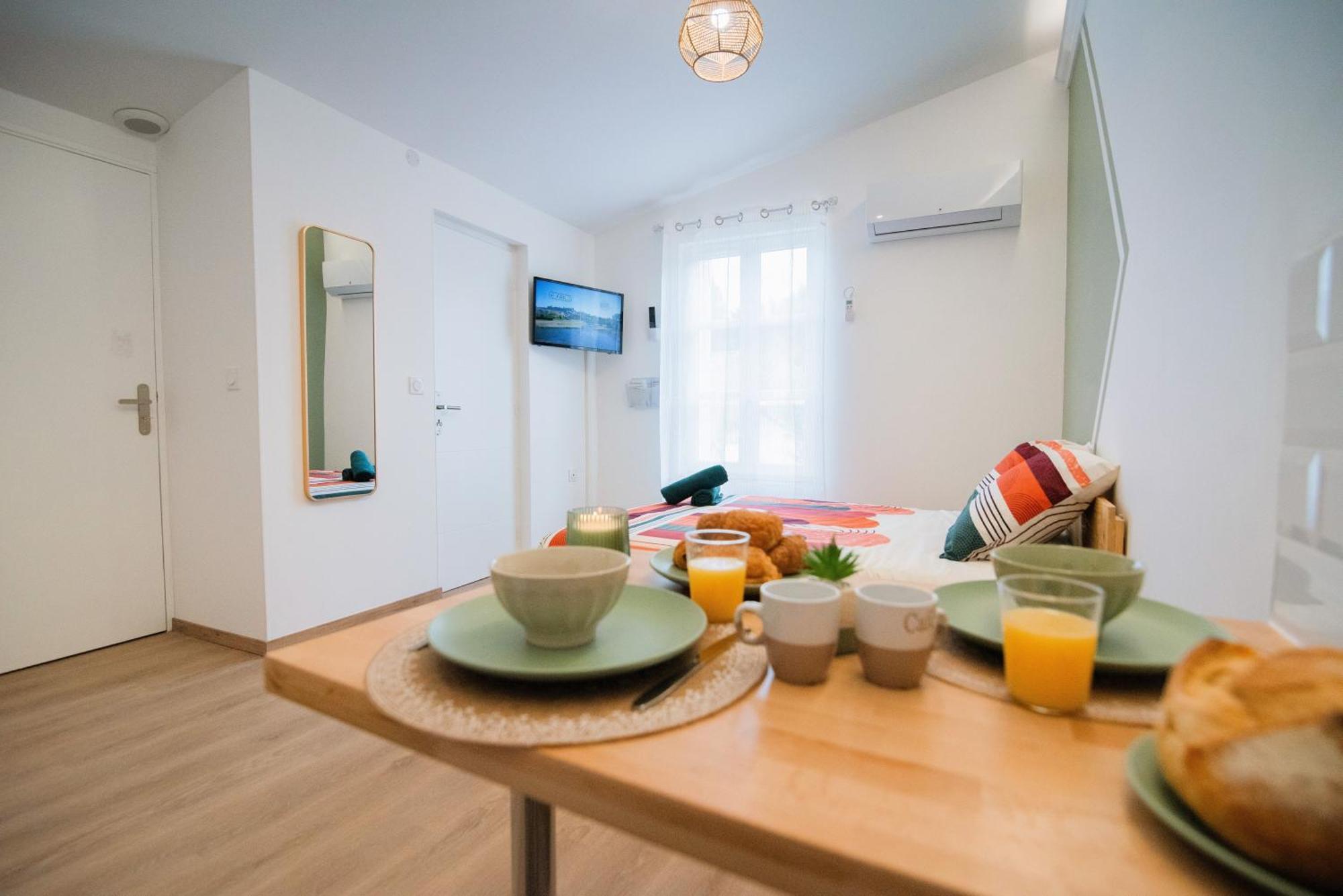 Tout Confort ! Ville, Climatisation, Parking, Wifi, Calme, Tv Carcassonne Exterior photo